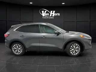 2022 Ford Escape Hybrid