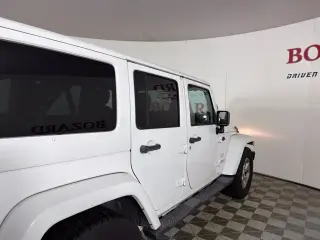 Jeep Wrangler Unlimited 2013 4x4 Sahara 4dr SUV