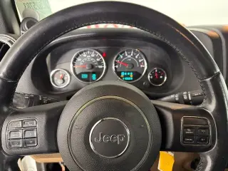 Jeep Wrangler Unlimited 2013 4x4 Sahara 4dr SUV