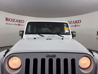 Jeep Wrangler Unlimited 2013 4x4 Sahara 4dr SUV