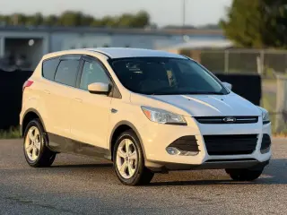 Ford Escape 2015 SE 4dr SUV