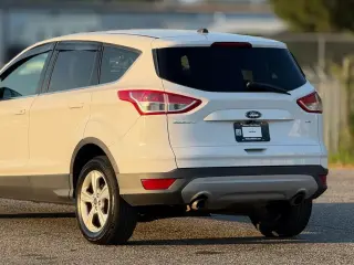 Ford Escape 2015 SE 4dr SUV