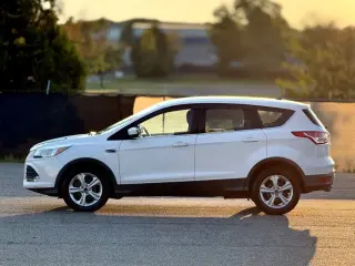 Ford Escape 2015 SE 4dr SUV