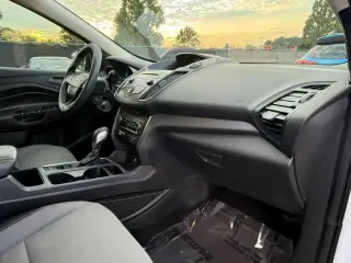 Ford Escape 2017 S 4dr SUV
