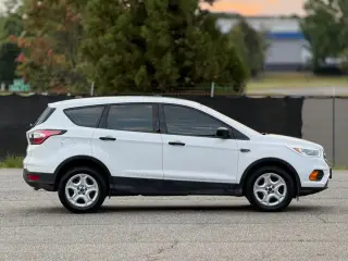 Ford Escape 2017 S 4dr SUV
