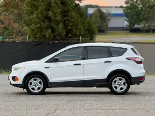 Ford Escape 2017 S 4dr SUV