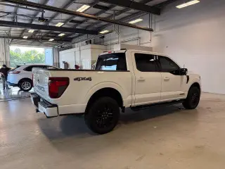Ford F-150 2024 4x4 XLT 4dr SuperCrew 5.5 ft. SB