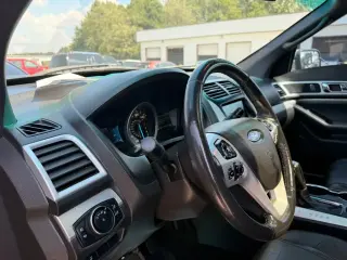 Ford Explorer 2015 XLT 4dr SUV