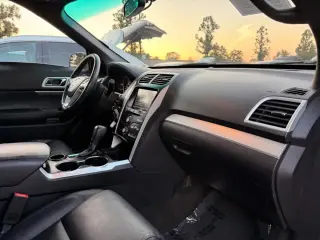 Ford Explorer 2015 XLT 4dr SUV