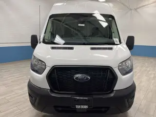2025 Ford Transit-250