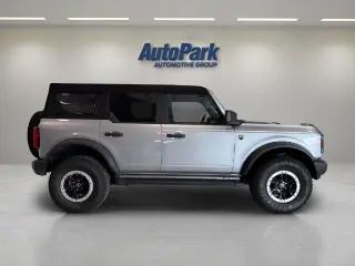 Ford Bronco 2023 4x4 Base Advanced 4dr SUV
