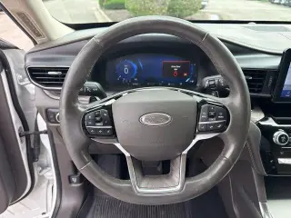 Ford Explorer 2021 AWD Platinum 4dr SUV