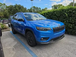 Jeep Cherokee 2023 4x4 Altitud Lux 4dr SUV