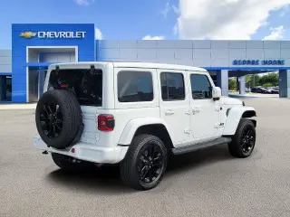 Jeep Wrangler Unlimited 2022 4x4 High Altitude 4dr SUV