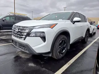 2024 Nissan Rogue