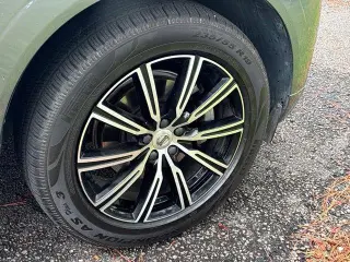 Volvo XC60 2020 AWD T5 Inscripción 4dr SUV