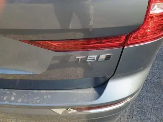 Volvo XC60 2020 AWD T5 Inscripción 4dr SUV
