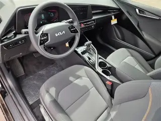 Kia Niro 2025 LX 4dr Crossover