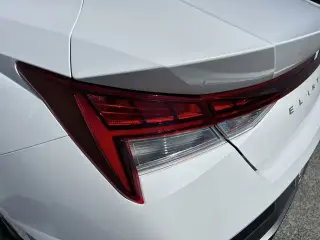 Hyundai ELANTRA 2025 Limited 4dr Sedán