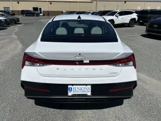 Hyundai ELANTRA 2025 Limited 4dr Sedán