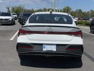 Hyundai ELANTRA 2025 SEL Sport 4dr Sedán