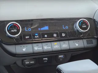 Hyundai ELANTRA Híbrido 2023 Azul 4dr Sedán