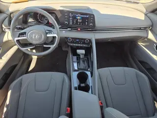 Hyundai ELANTRA Híbrido 2023 Azul 4dr Sedán