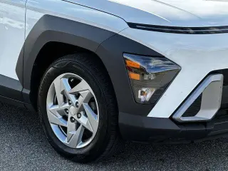 Hyundai KONA 2024 SE 4dr Crossover