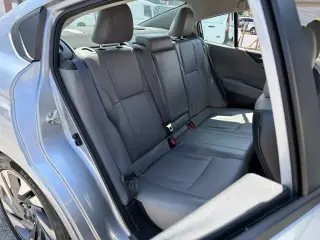 Subaru Legacy 2024 AWD Limited 4dr Sedán