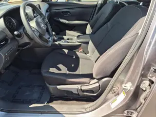 Nissan Sentra 2024 S Sedán 4 puertas