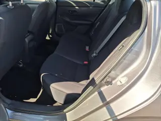 Nissan Sentra 2024 S Sedán 4 puertas
