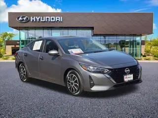 Nissan Sentra 2024 S Sedán 4 puertas