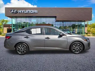Nissan Sentra 2024 S Sedán 4 puertas
