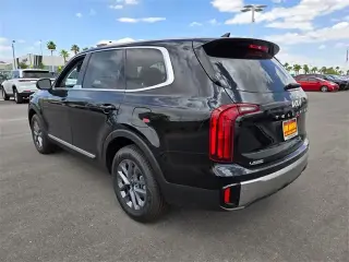 Kia Telluride 2025 LX 4dr SUV