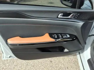 Kia K5 2023 GT 4p Sedan