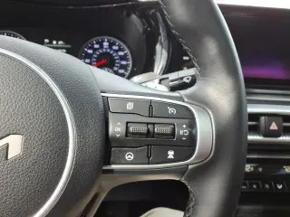 Kia K5 2023 GT 4p Sedan