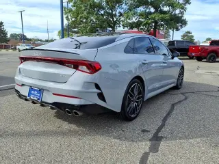 Kia K5 2023 GT 4p Sedan