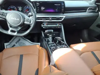 Kia K5 2023 GT 4p Sedan