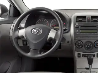 Toyota Corolla 2011 LE 4p Sedan 4A