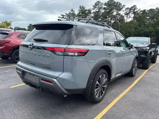 Nissan Pathfinder 2026 Platino 4p SUV