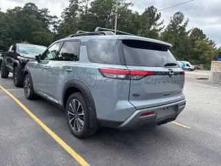 Nissan Pathfinder 2026 Platino 4p SUV
