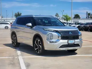Mitsubishi Outlander 2023 SE 4p SUV