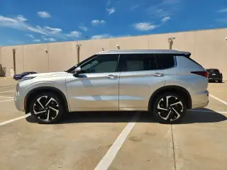 Mitsubishi Outlander 2023 SE 4p SUV