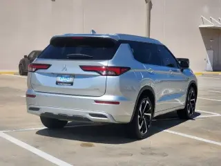 Mitsubishi Outlander 2023 SE 4p SUV