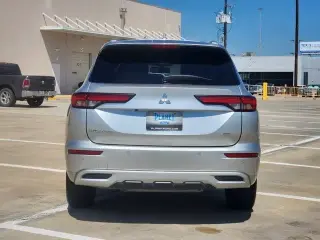 Mitsubishi Outlander 2023 SE 4p SUV