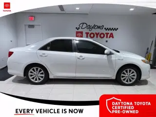 Toyota Camry Hybrid 2012 XLE 4p Sedan
