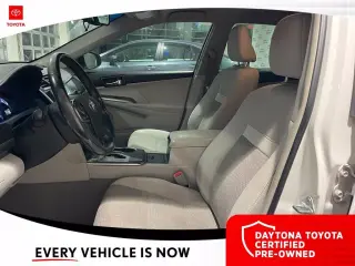 Toyota Camry Hybrid 2012 XLE 4p Sedan