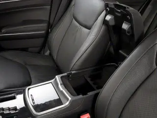 Chrysler 300 2013 Motown 4dr Sedán
