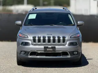 Jeep Cherokee 2015 4x4 Limited SUV de 4 puertas