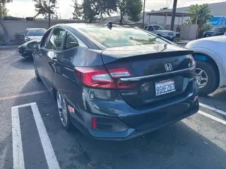 Honda Clarity Híbrido enchufable 2018 Base 4dr Sedán